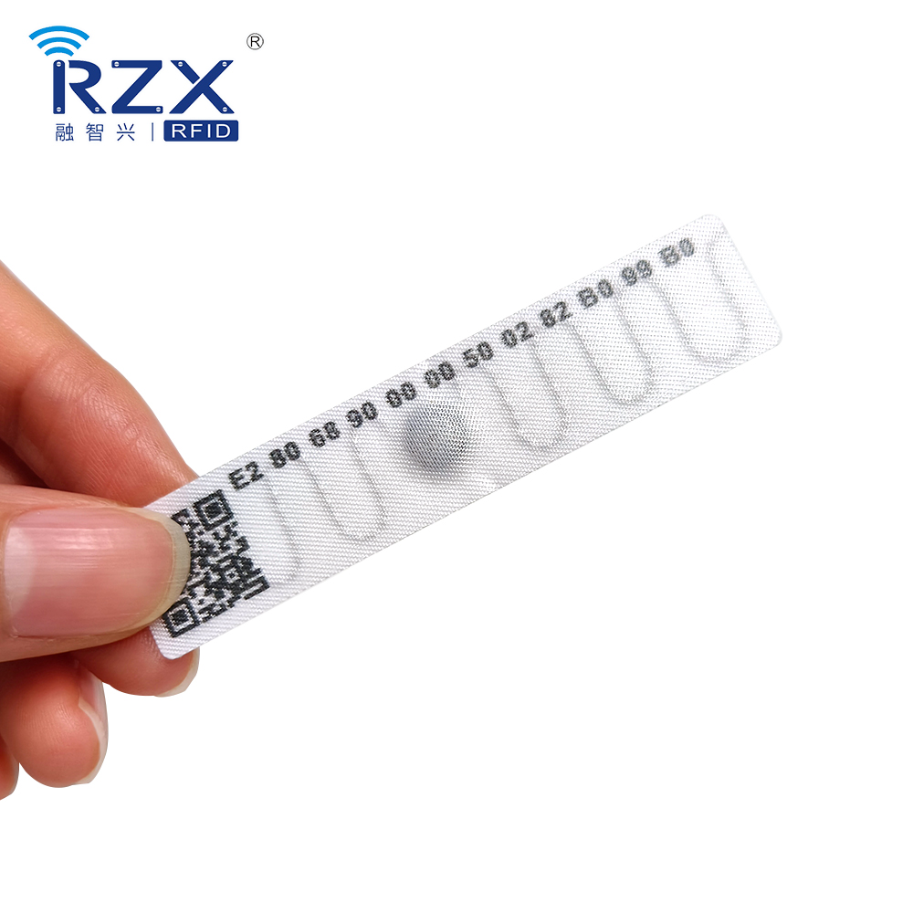 RFID洗衣標簽（噴序列號、QR碼、帶背膠） (2).jpg